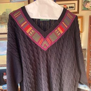 OSCC BRAND V NECK PULLOVER SWEATER. XL